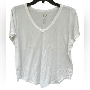 SO White V-Neck Short Sleeve Tee | Size XL - Preloved